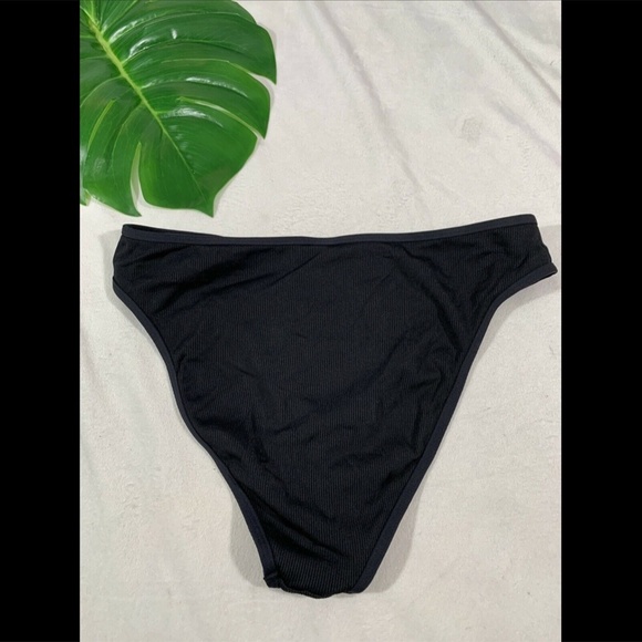 NWT $92 L Space‎ Fanning Bitsy Cut Bikini Bottoms in Black [SZ Large ] - Picture 9 of 12
